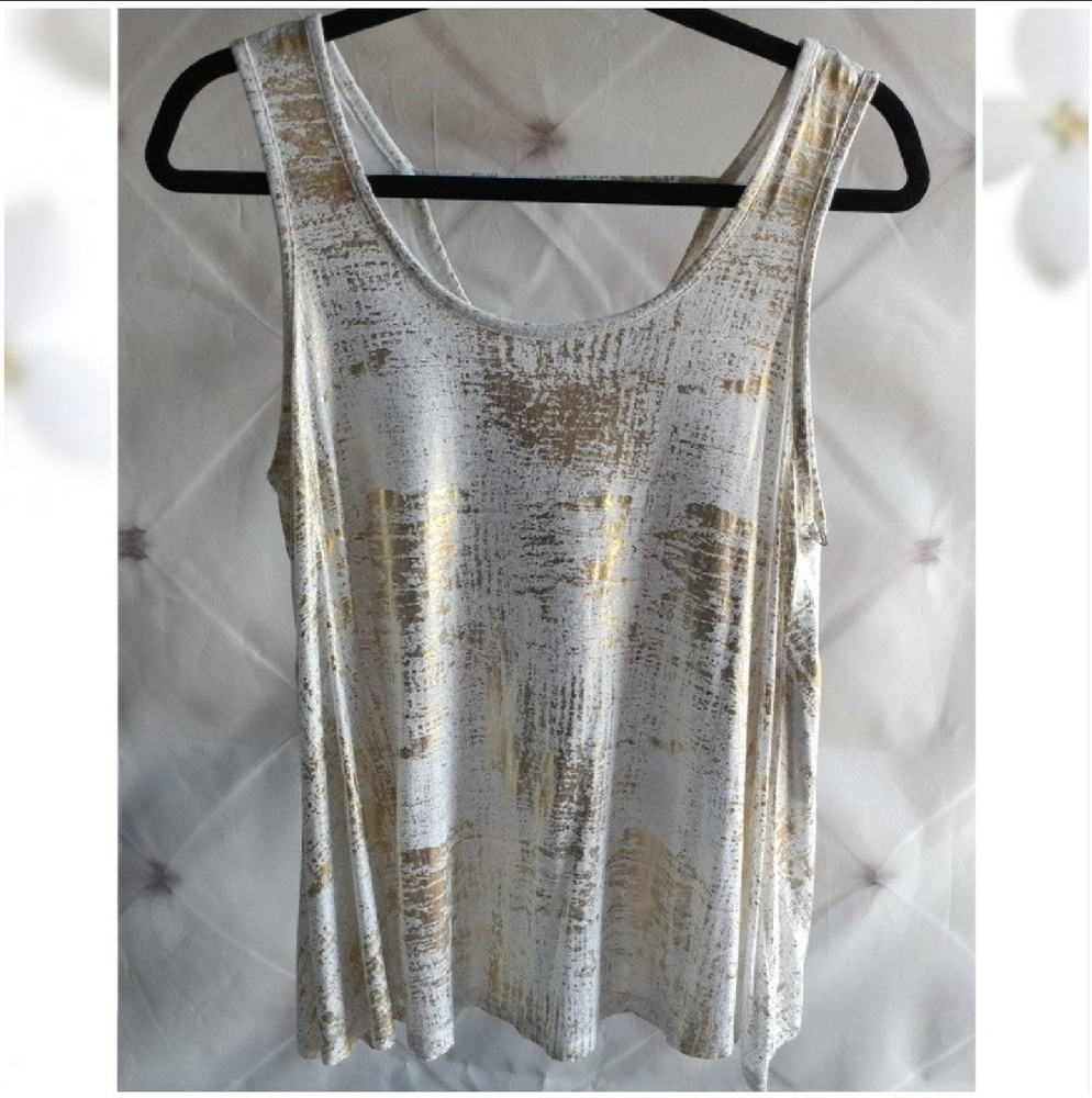 Jennifer Lopez Metallic Top